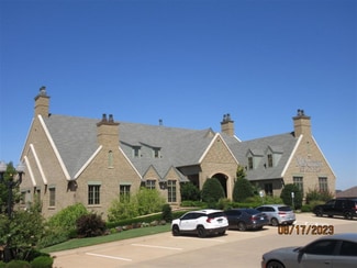 Plus de détails pour 16301 N May Ave, Edmond, OK - Bureau à louer