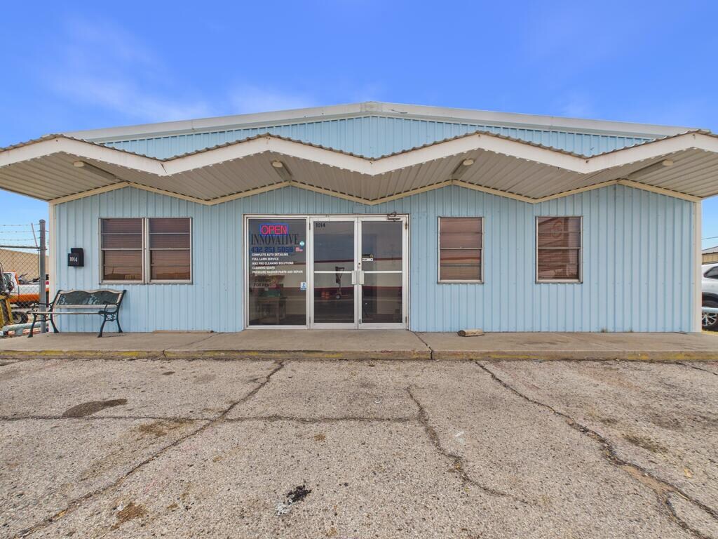 1014 S Stockton Ave, Monahans, TX à vendre Photo du bâtiment- Image 1 de 14