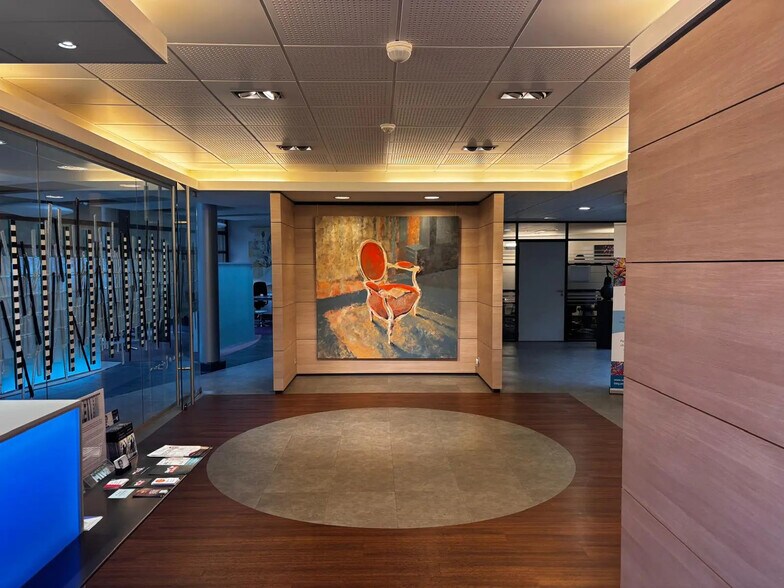 9 Rue Delesalle, La Madeleine à vendre - Photo du bâtiment - Image 3 de 8