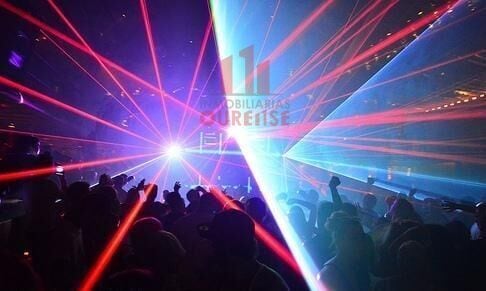 Retail in Ourense for lease Building Photo- Image 1 of 2