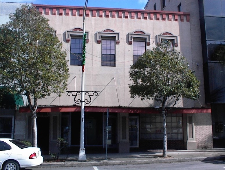 11 NE 1st Ave, Ocala, FL for lease - Building Photo - Image 3 of 19