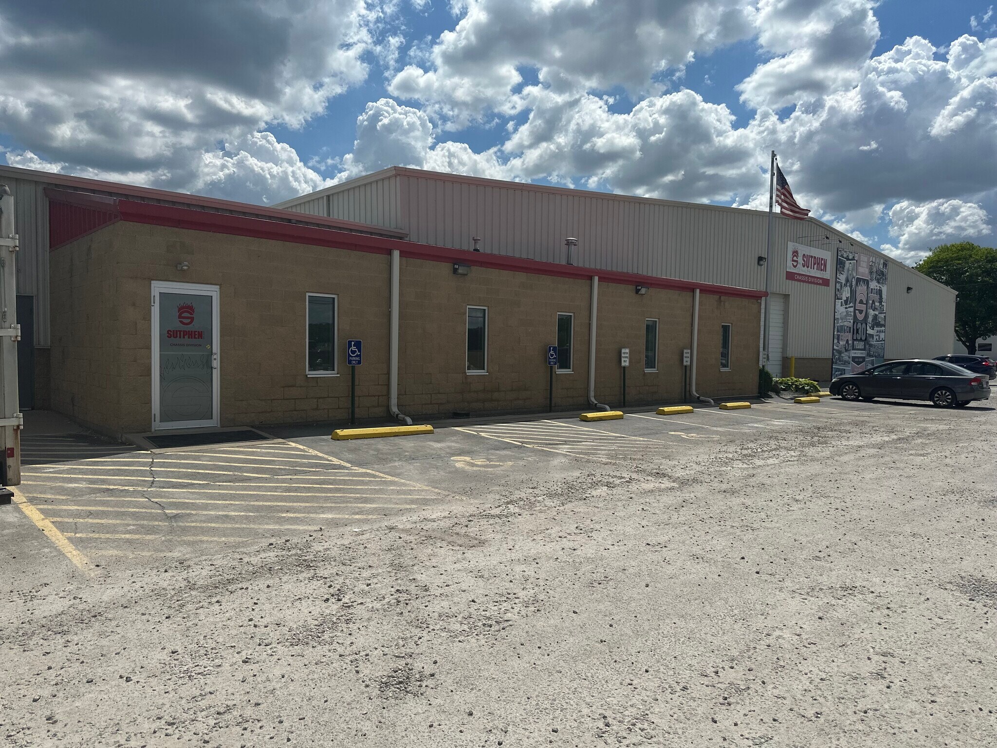 1701 W County Line Rd, Springfield, OH for lease Building Photo- Image 1 of 27
