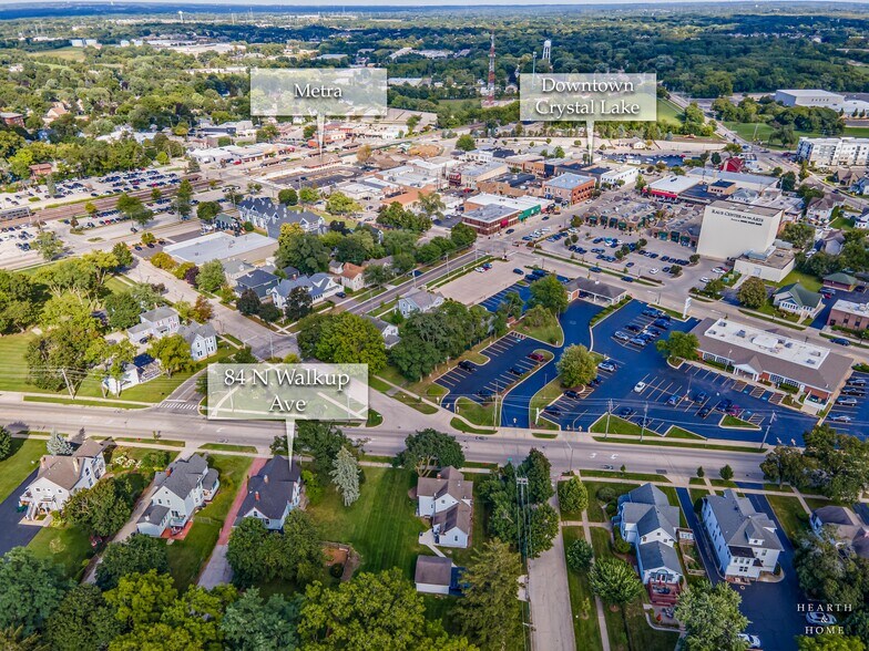 84 N Walkup Ave, Crystal Lake, IL à vendre - Photo du bâtiment - Image 2 de 17