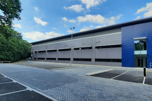 More details for Crockfold Ln, Basingstoke - Industrial for Lease