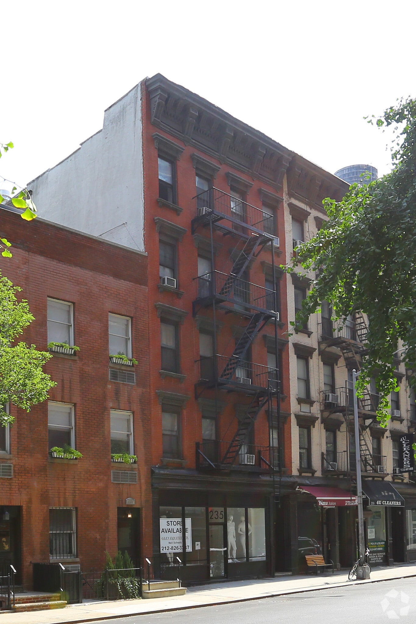 235 W 19th St, New York, NY for lease Primary Photo- Image 1 of 3