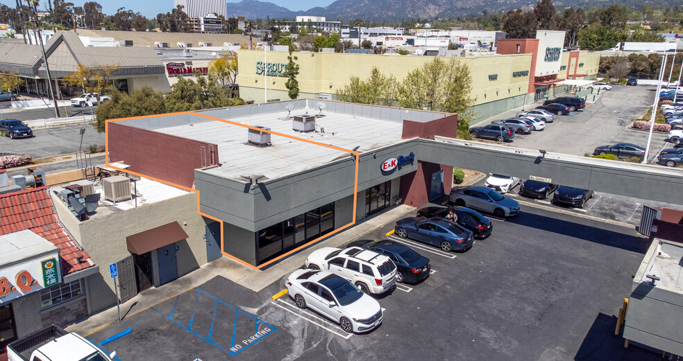 3681-3689 E Colorado Blvd, Pasadena, CA for lease - Building Photo - Image 1 of 11