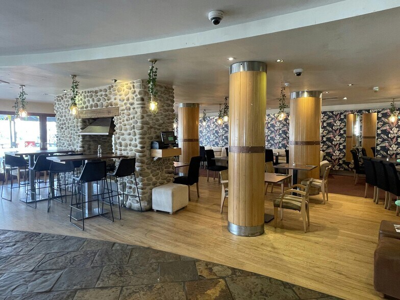 1-40 The Boardwalk, Portsmouth à louer - Photo du bâtiment - Image 3 de 21