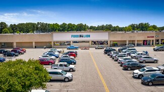 Plus de détails pour 102-400 Westwood Shopping Ctr, Fayetteville, NC - Commerce de détail à louer