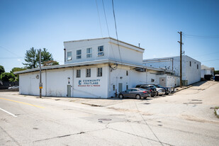 31 Budlong Road Cold Storage Building - Entrepôt