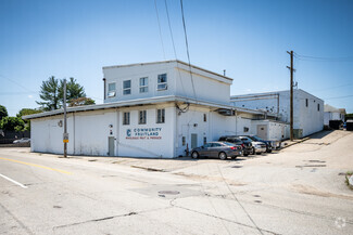 Plus de détails pour 31 Budlong Rd, Cranston, RI - Industriel à louer