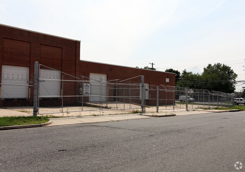 3511 52nd Ave, Hyattsville, MD for lease - Building Photo - Image 2 of 5