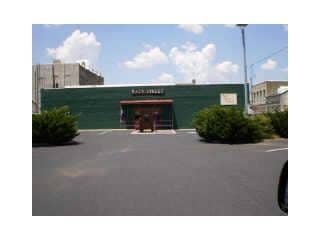 Plus de détails pour 120 College Ave, Weatherford, TX - Commerce de détail à vendre