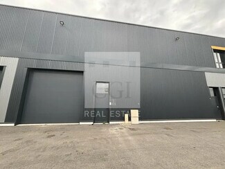 Plus de détails pour 53 Avenue Carnot, Neuville-sur-Saône - Bureau, Local d'activités à louer