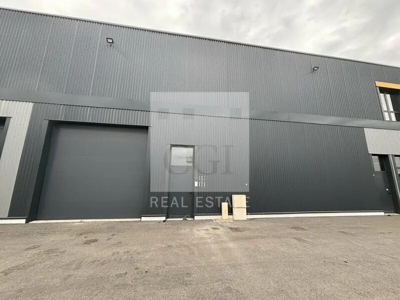 53 Avenue Carnot, Neuville-sur-Saône for lease Building Photo- Image 1 of 11