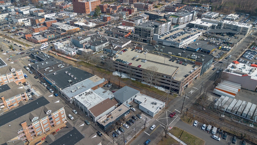 1 W Englewood Ave, Englewood, NJ for lease - Building Photo - Image 3 of 27