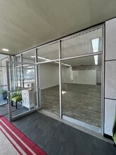 947-959 Front St, Novato, CA à louer Hall d’entrée- Image 1 de 5