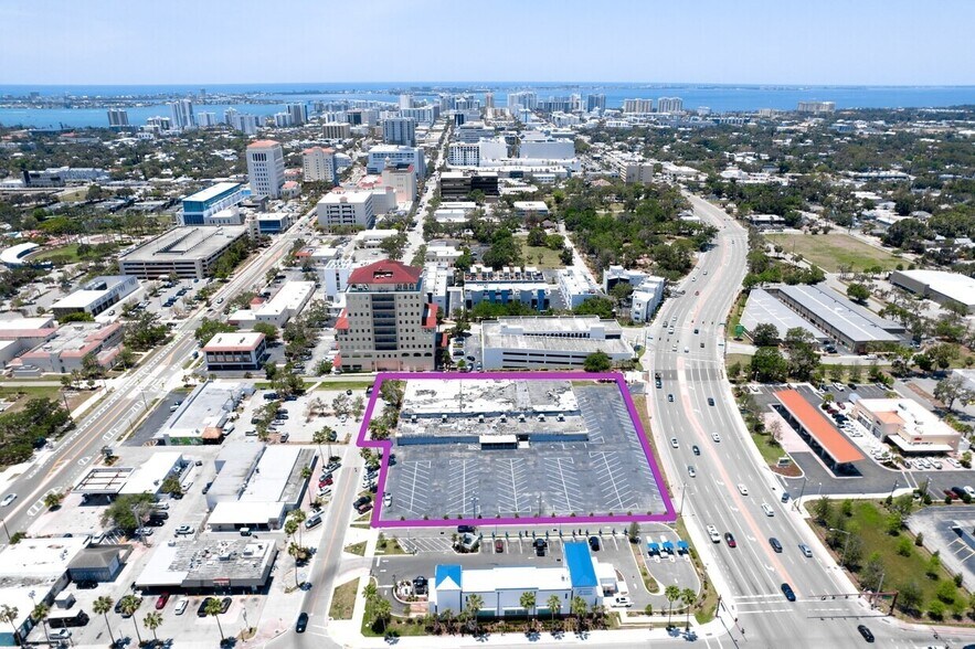2250 Fruitville Rd, Sarasota, FL à vendre - Aérien - Image 2 de 18