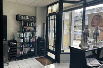 53-79 Chobham Rd, Sunninghill à louer Photo intérieure- Image 2 de 3