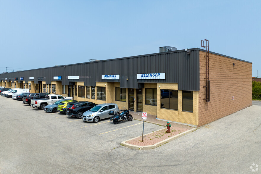 1050 Britannia Rd E, Mississauga, ON for sale - Building Photo - Image 2 of 5