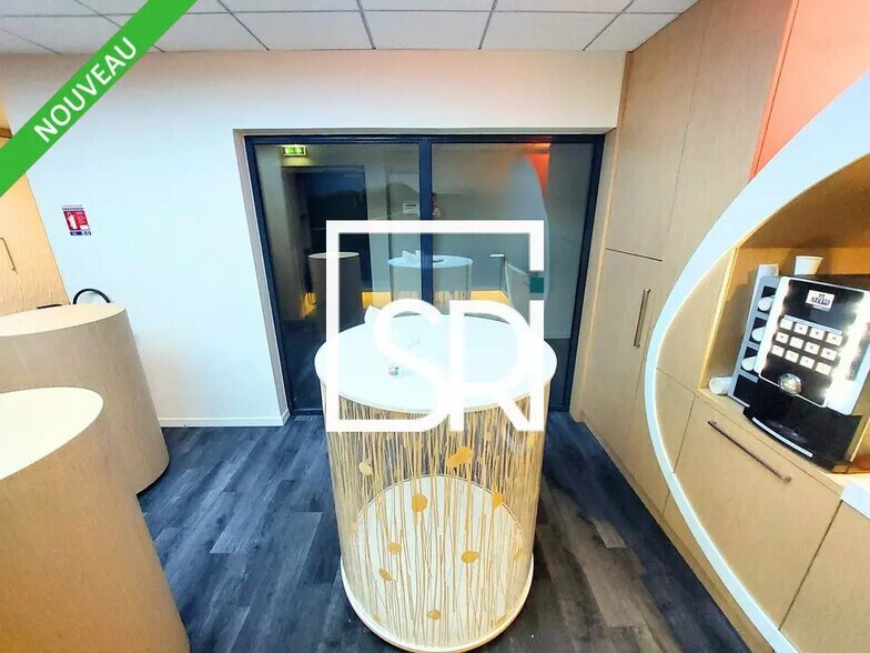 Bureau dans Cournon-d'Auvergne à louer - Photo intérieure - Image 3 de 35