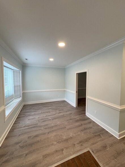 162-170 Wind Chime Ct, Raleigh, NC for lease - Interior Photo - Image 2 of 8