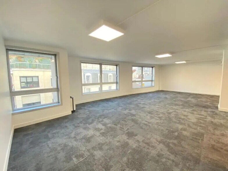 Office in Boulogne-Billancourt for lease - Interior Photo - Image 3 of 6