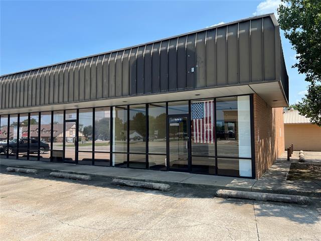 2311 SE Washington Blvd, Bartlesville, OK for lease - Building Photo - Image 1 of 26