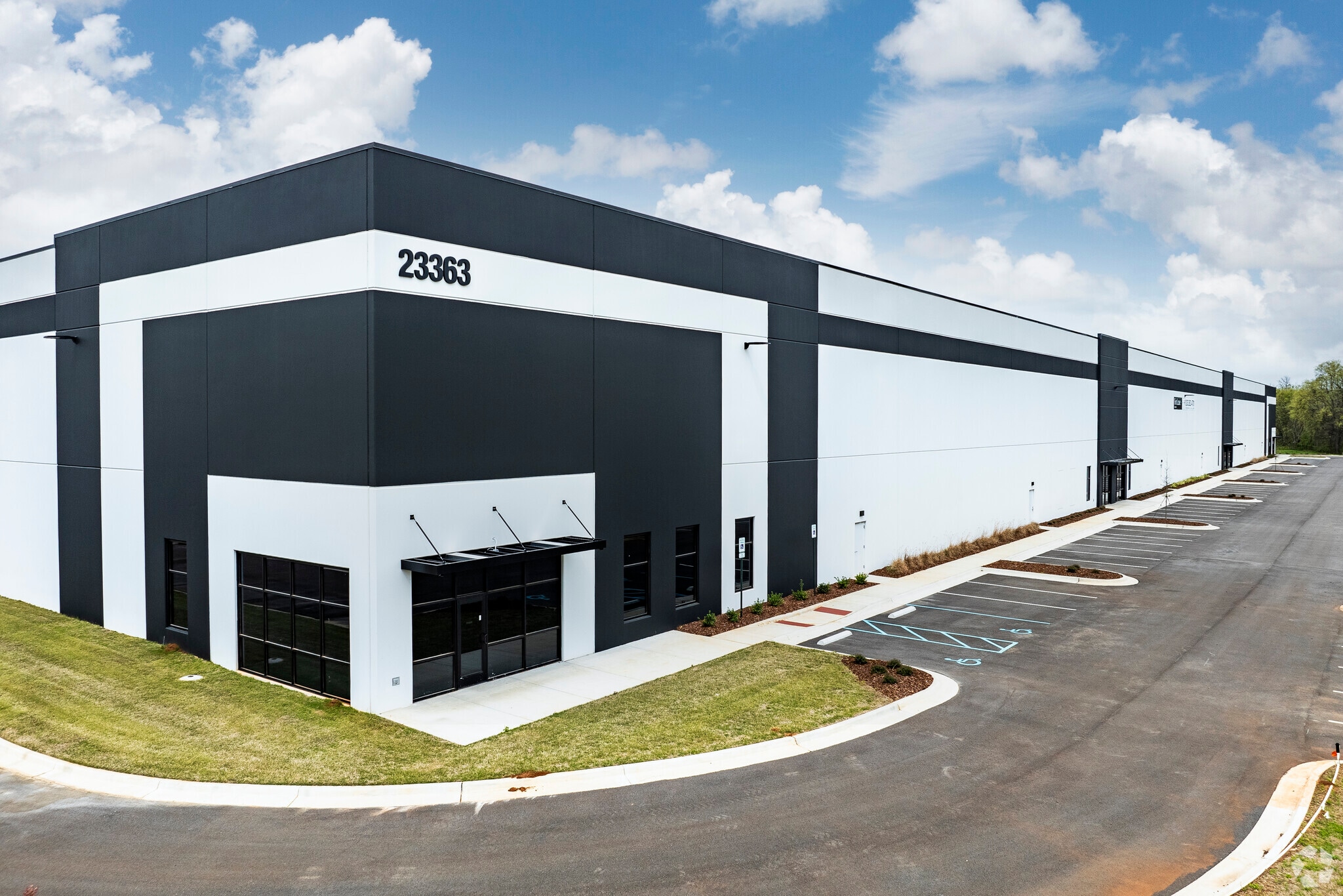 23363 Bibb Garrett Rd, Tanner, AL for sale Primary Photo- Image 1 of 8