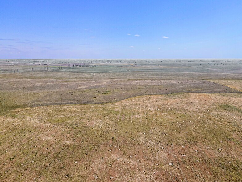 County Road 149, Strasburg, CO à vendre - Photo du bâtiment - Image 3 de 19