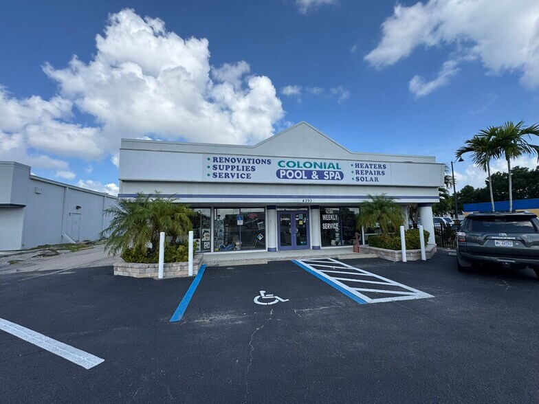 4290 S Cleveland Ave, Fort Myers, FL à vendre - Photo du bâtiment - Image 1 de 8