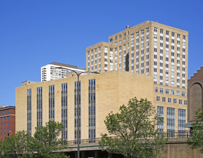 More details for 180 Kellogg Blvd E, Saint Paul, MN - Retail for Lease