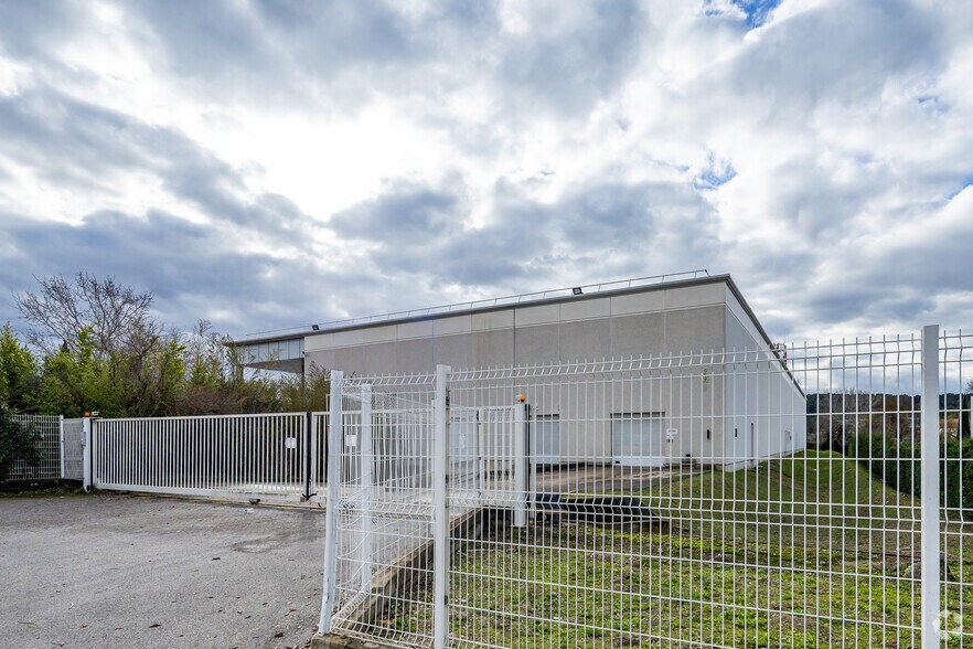 369 Rue Mayor De Montricher, Aix-en-Provence for lease - Building Photo - Image 2 of 2