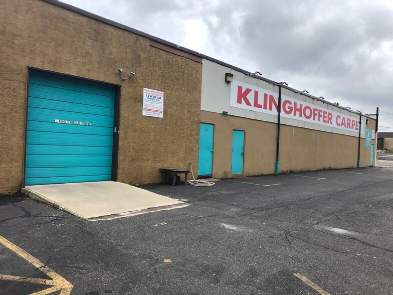 2051 Byberry Rd, Philadelphia, PA for lease - Building Photo - Image 3 of 15