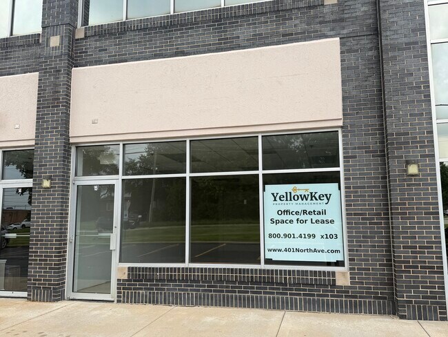Plus de détails pour 401 E North Ave, Villa Park, IL - Bureau/Commerce de détail à louer