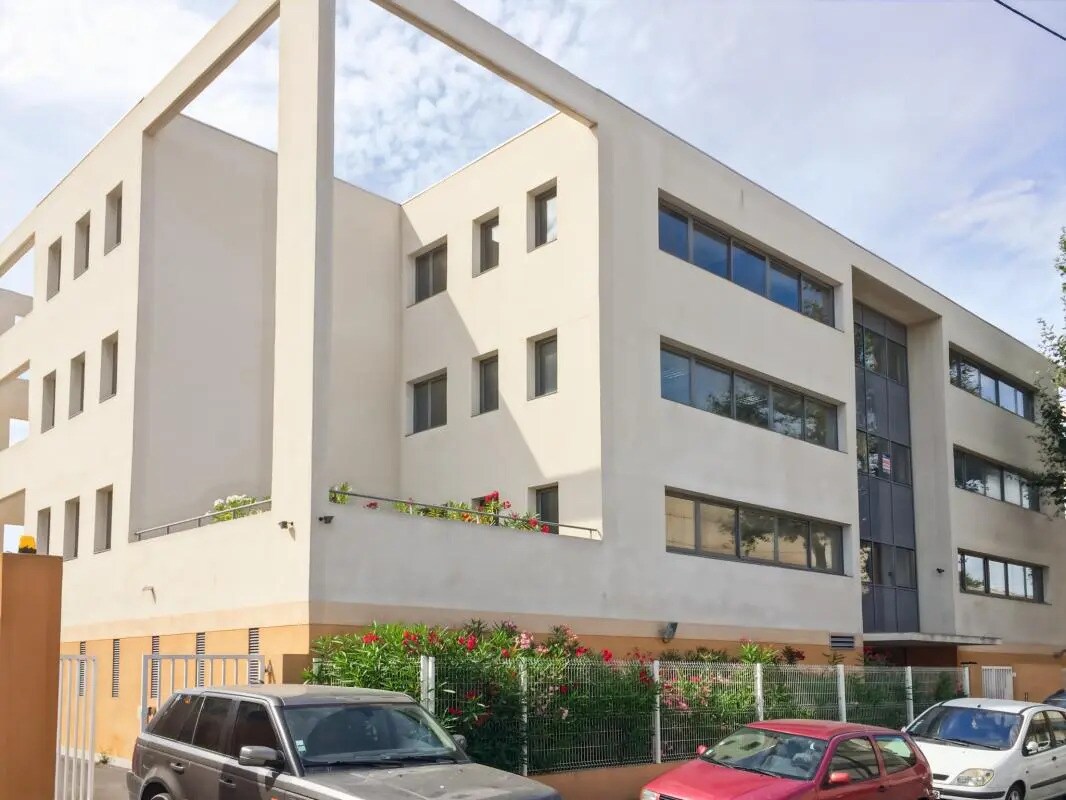 Bureau dans Marseille à louer Photo du bâtiment- Image 1 de 8