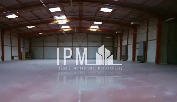 Flex in Tarascon for lease - Building Photo - Image 1 of 4