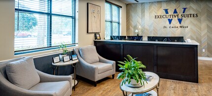 1860 SW Fountainview Blvd, Port Saint Lucie, FL à louer Photo intérieure- Image 2 de 12