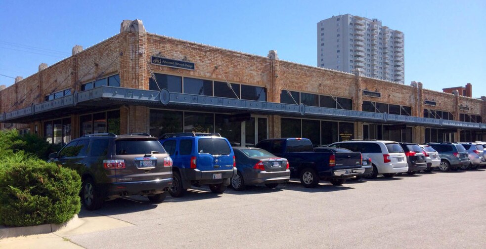 500 N Walker Ave, Oklahoma City, OK à louer - Photo du bâtiment - Image 2 de 15