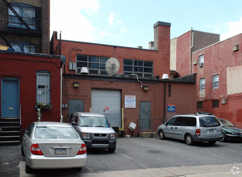 2037-2039 Chestnut St, Philadelphia, PA à louer - Photo du bâtiment - Image 2 de 2