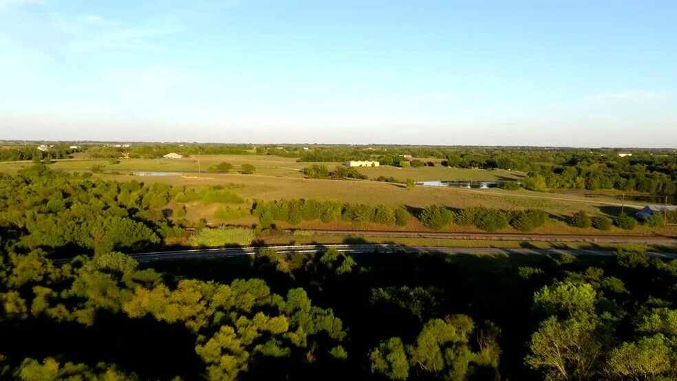 Texas 78 Business, Farmersville, TX à vendre - Vidéo aérienne - Image 2 de 12