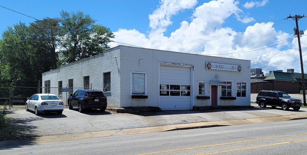 4 S Washington Ave, Greenville, SC for sale - Primary Photo - Image 1 of 4