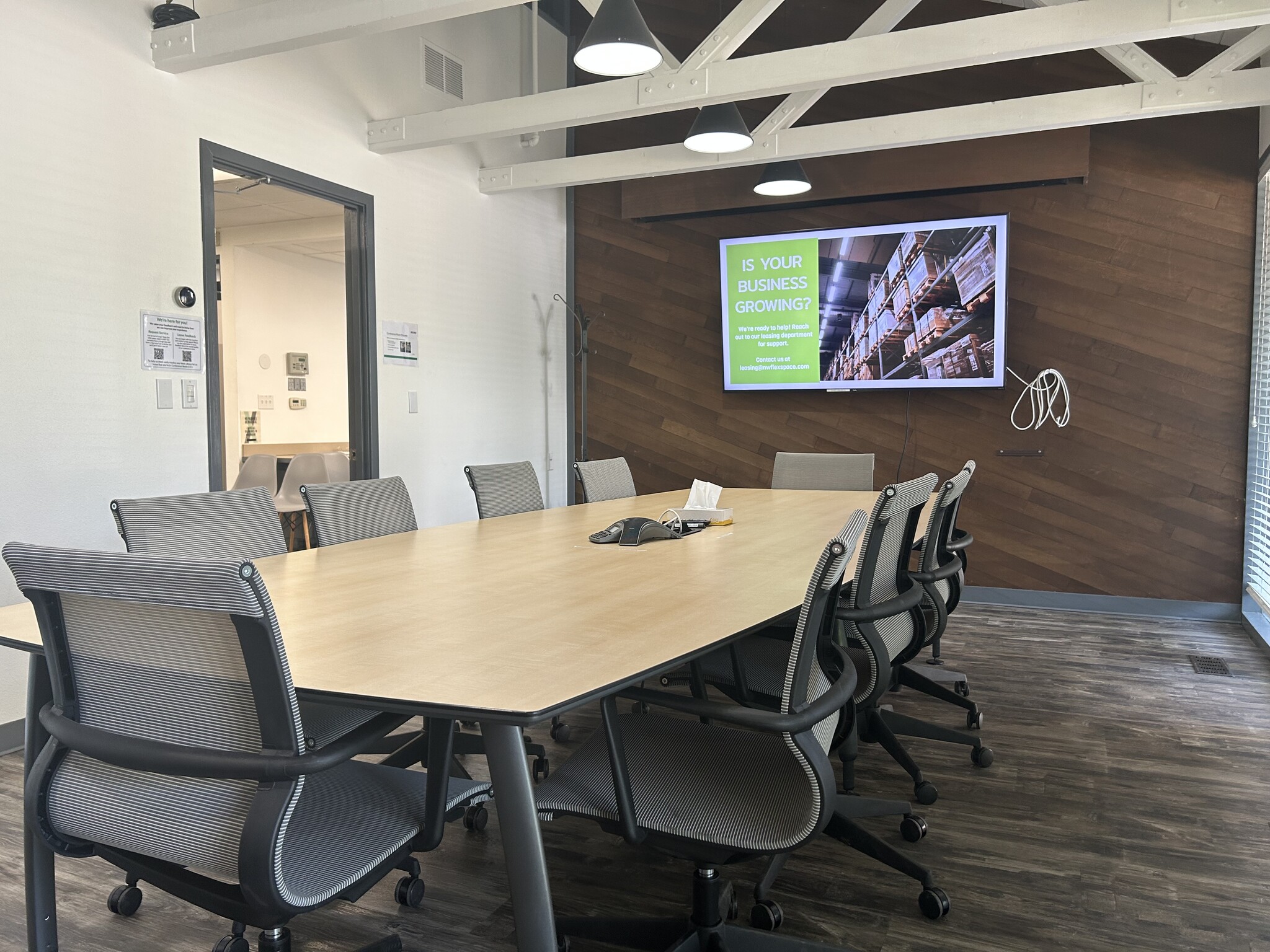 3901 SE Naef Rd, Portland, OR for lease Interior Photo- Image 1 of 6