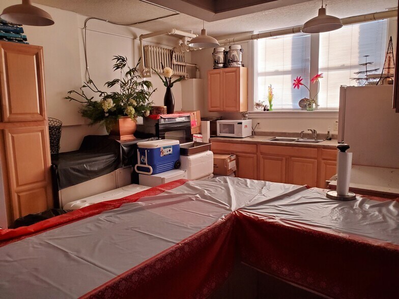 12 Winona Ave, Newburgh, NY à vendre - Photo intérieure - Image 3 de 7