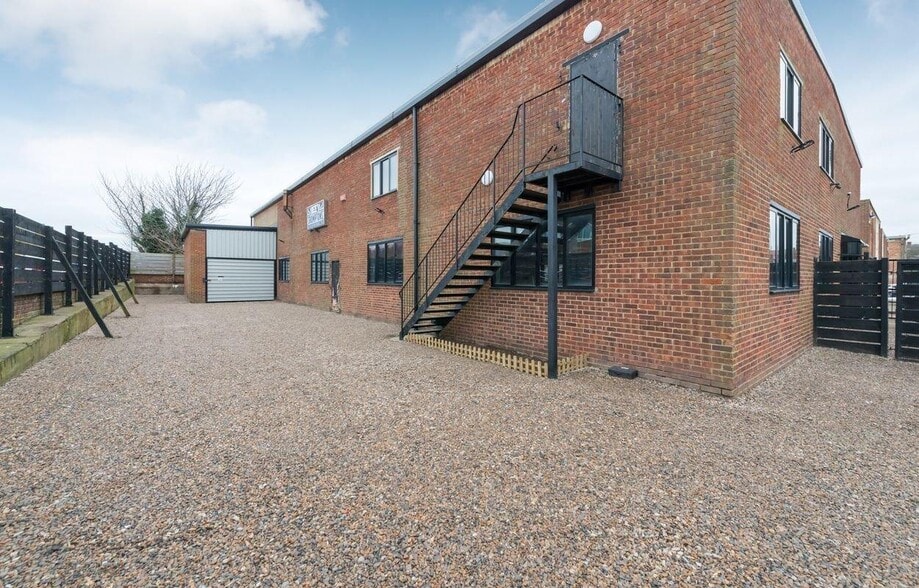 10 Leigh Rd, Ramsgate for sale - Building Photo - Image 3 of 14