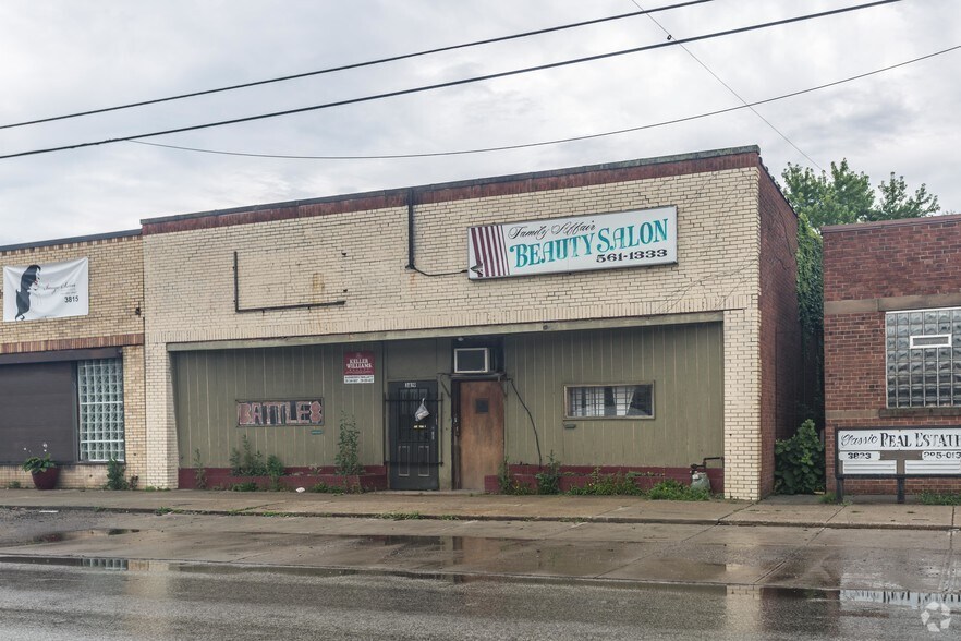 3819-3821 Lee Rd, Garfield Heights, OH à louer - Photo du bâtiment - Image 2 de 3