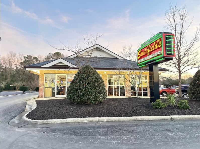 2507 Dr M L King Jr Blvd, New Bern, NC for lease Primary Photo- Image 1 of 4