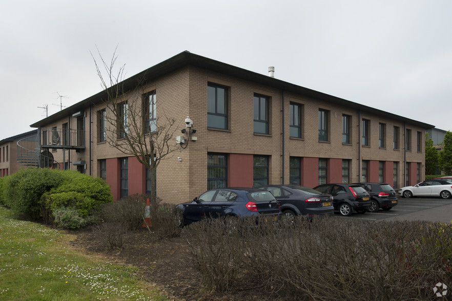 331 Springhill Pky, Baillieston for lease - Building Photo - Image 2 of 8