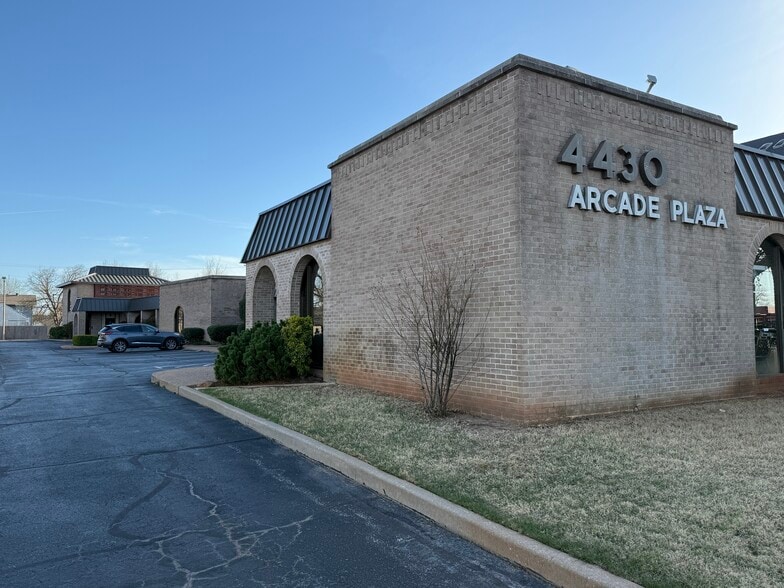 4430 NW 50th St, Oklahoma City, OK à vendre - Photo du bâtiment - Image 2 de 6