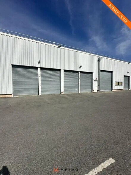 Flex in SAINT-OUEN-L'AUMONE for lease - Building Photo - Image 1 of 4