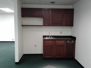 217 Wisconsin Ave, Waukesha, WI for lease Interior Photo- Image 2 of 5